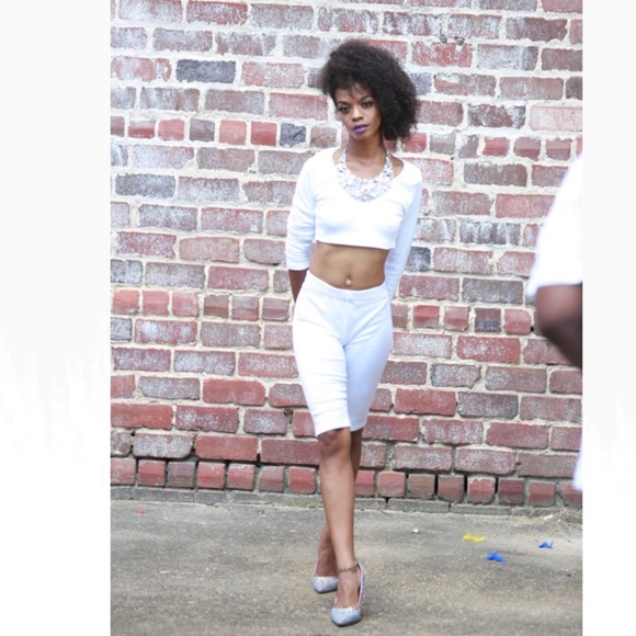 Long Sleeve Short Set - Picture 2 of 12